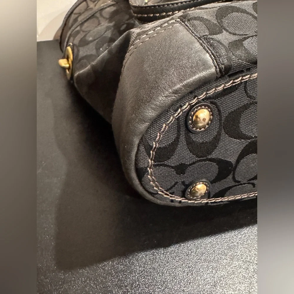 Coach Black Signature Shoulder Bag 5103